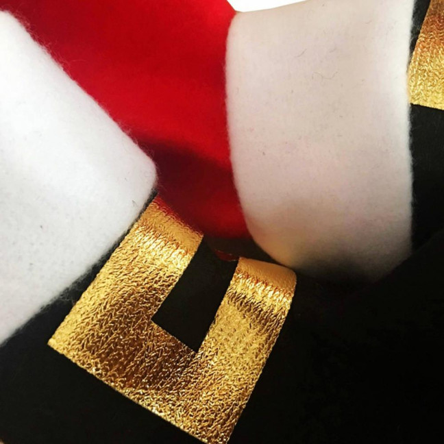 4/8 Pcs Christmas Chair Leg Covers Santa Claus Elf Boot Design Table Legs Socks Dining Chair Slipcover Furniture Feet Covers for Xmas Party Dinner Decoration