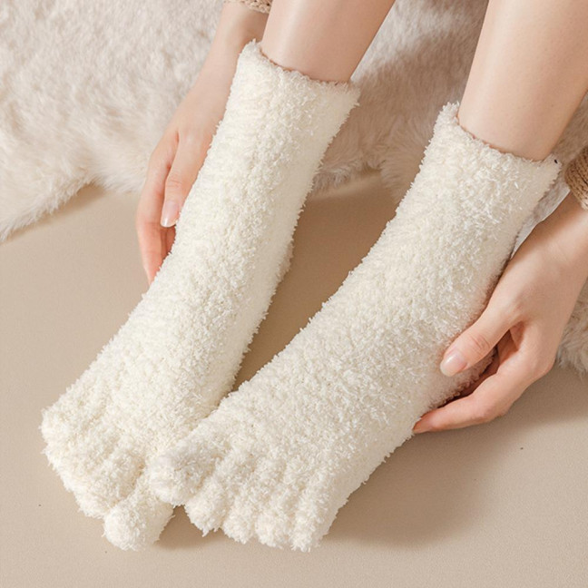 1 Pair Coral Fleece Toe Socks Winter Thick Warm Five Finger Split-Toe Floor Socks Plush Sleep Socks Non-Slip Mid-Calf Socks for Home 