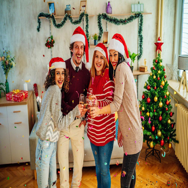 Christmas Green Garland 18FT Xmas Greenery Tinsel Stems Non-Lit Soft Twist Garland for Tree Stair Railing Front Door Mantle Fireplace Indoor Outdoor Holiday Decor