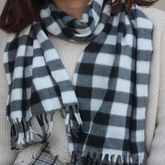 Adult Scarf Double-Sided Velvet Soft Plaid Pattern Autumn Winter Scarf with Tassel Men Women Warm Shawl