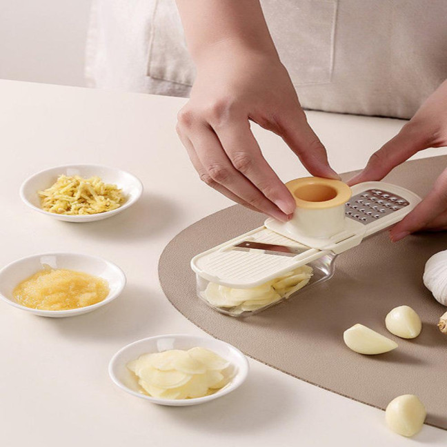 Mini Vegetable Cutter with Handguard Design Stainless Steel Blades 3-in-1 Cutting Slicing Grinding Small Vegetable Dicer