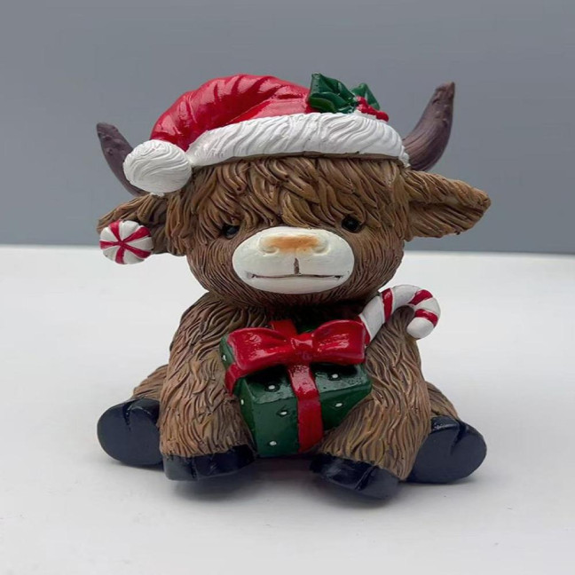 Christmas Highland Cow Figurine Resin Santa Tree Scottish Statue for Xmas Home Garden Kitchen Office Tiered Tray Table Decor Christmas Highland Cow Figurine Resin Santa Tree Scottish Statue for Xmas Home Garden Kitchen Office Tiered Tray Table Decor