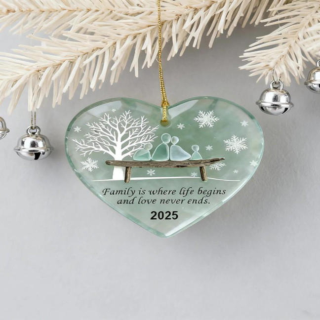 Heart-Shaped Sea Glass Family Ornament Handmade Sea Glass Art Heart Ornament for Christmas Tree Home Decor Heart-Shaped Sea Glass Family Ornament Handmade Sea Glass Art Heart Ornament for Christmas Tree Home Decor