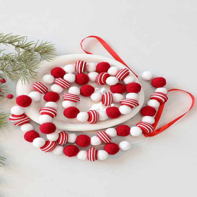 Christmas Felt Ball Garland Plush Wool Felt Ball Bead Garland Red White Pompom Bunting Banner for Xmas Tree Holiday Party Decor