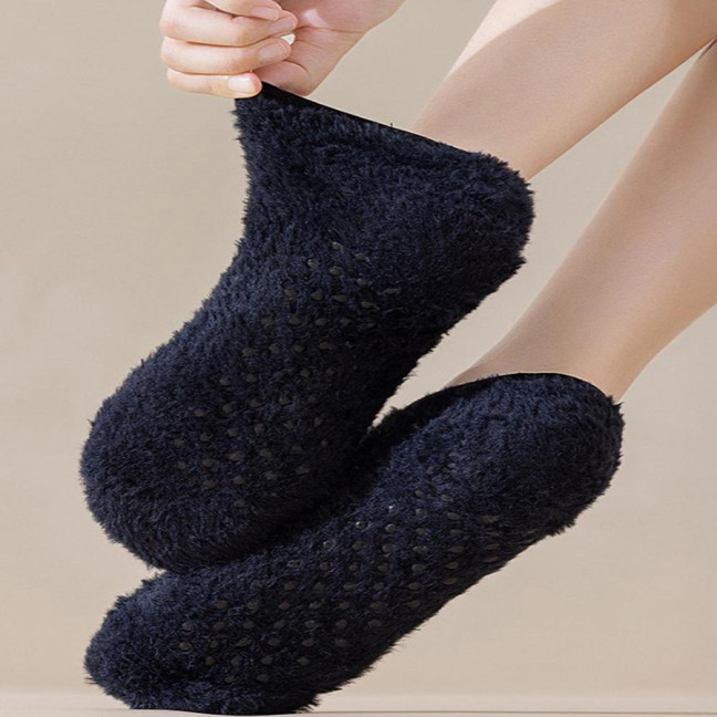 Winter Floor Socks Men Women Warm Plush Home Slipper Socks with Grips Low Cut Anti-Slip Ankle Socks for Indoor Living Room Bedroom 